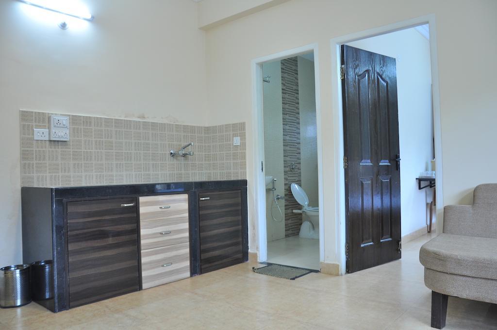 Ocean Crest Hotel Colva Bilik gambar