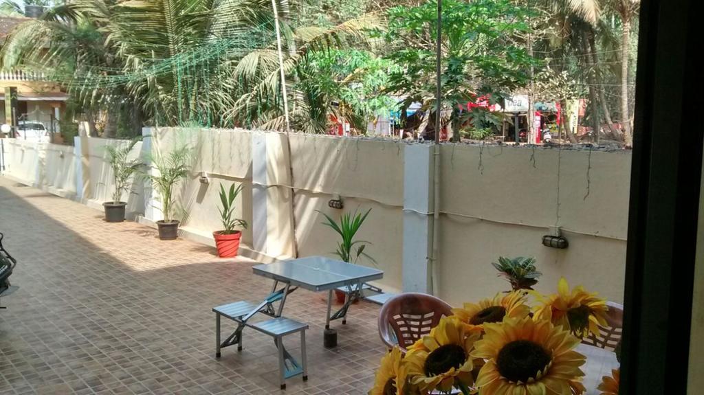 Ocean Crest Hotel Colva Luaran gambar