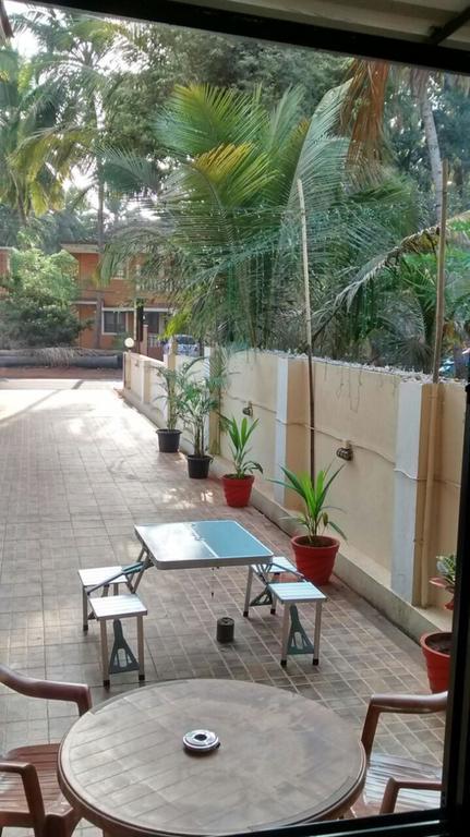 Ocean Crest Hotel Colva Luaran gambar