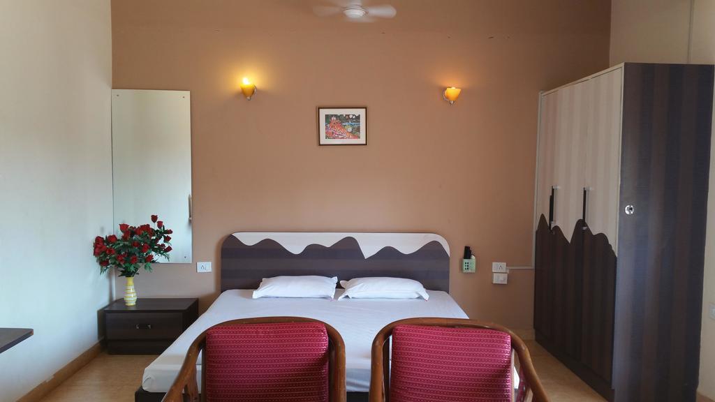 Ocean Crest Hotel Colva Luaran gambar