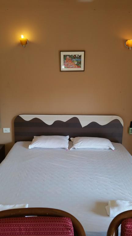 Ocean Crest Hotel Colva Luaran gambar